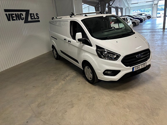 Ford Transit Custom 2 of 5