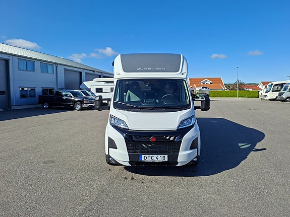 Bürstner SFT 7.1 Signature Långbäddar med  taksäng / ALDE /180Hk 2 of 23