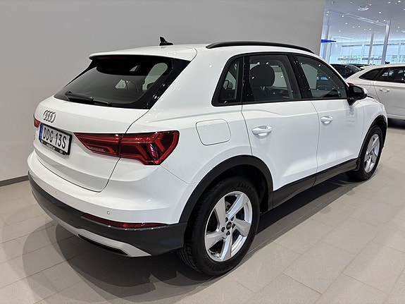 Audi Q3 5 of 19