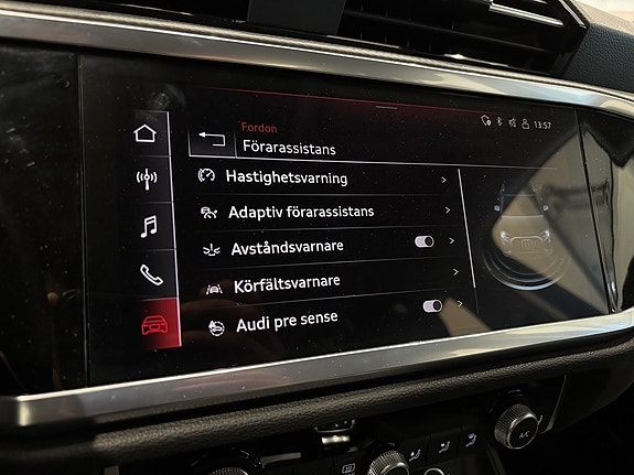 Audi Q3 16 of 19