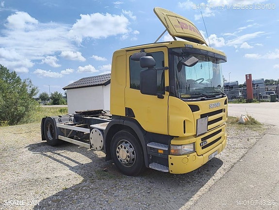 Scania P230LA4X2MNA 2 of 12