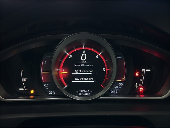 Volvo V40 13 of 26