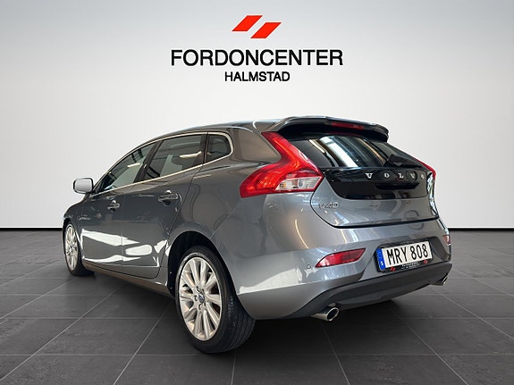 Volvo V40 6 of 26
