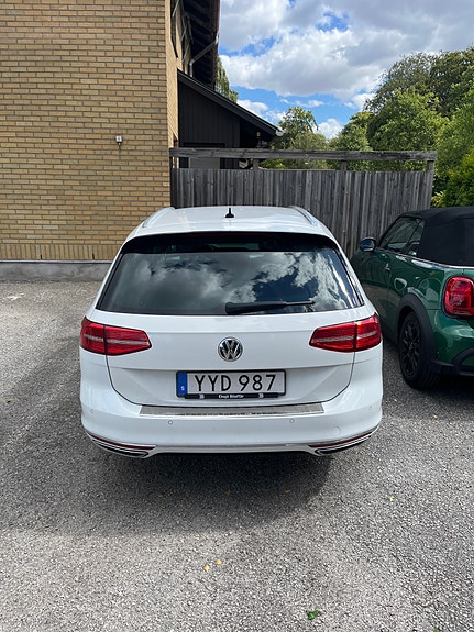 Volkswagen Passat 3 of 5