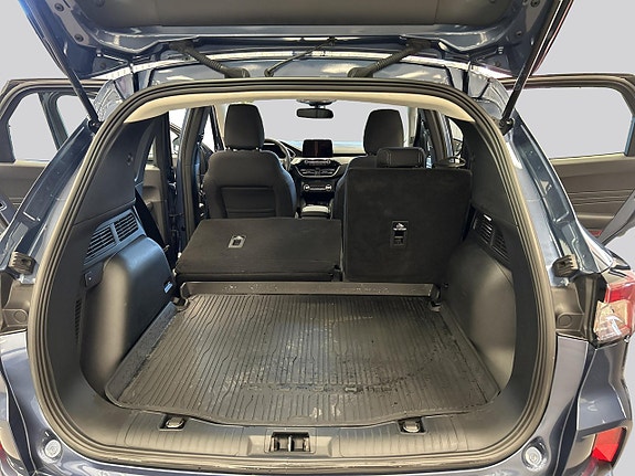 Ford Kuga 10 of 15