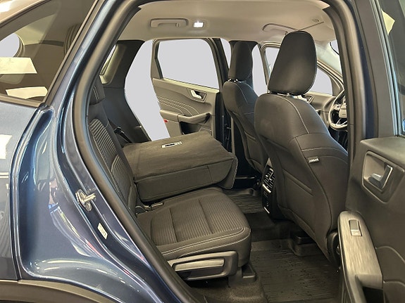 Ford Kuga 9 of 15