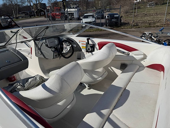 Larson 180 Sport Mercruiser 3,0  - 2009 5 of 5