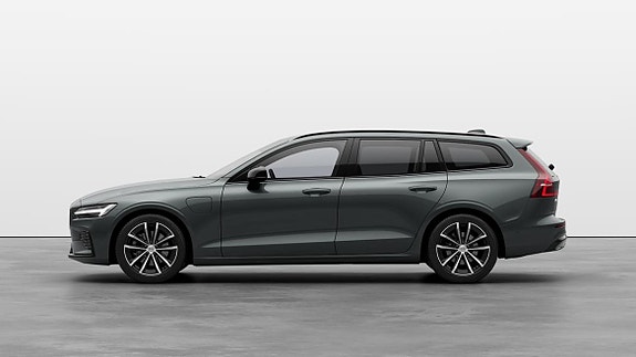 Volvo V60 4 of 5