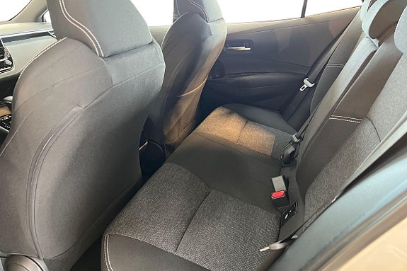 Toyota Corolla 11 of 20