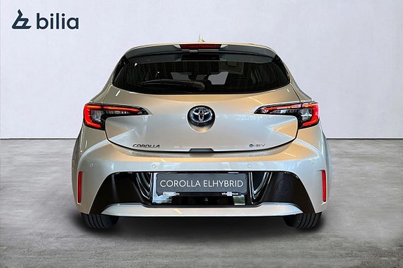 Toyota Corolla 4 of 20