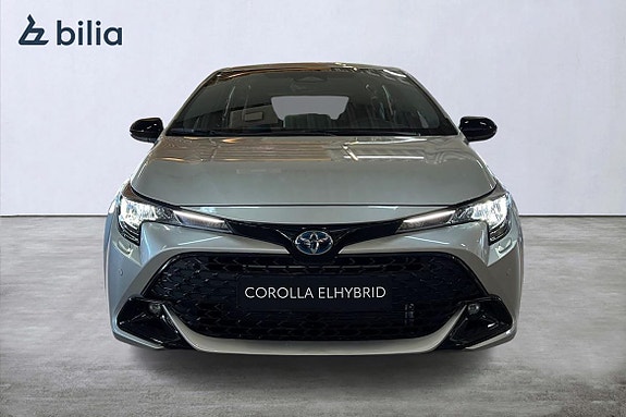Toyota Corolla 5 of 20