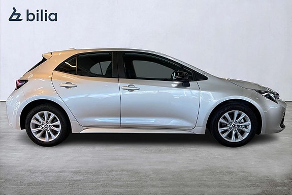 Toyota Corolla 16 of 20