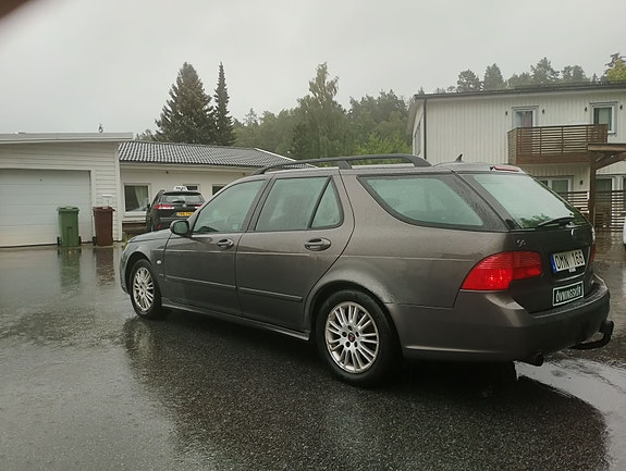 Saab 9-5 4 of 5