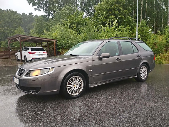 Saab 9-5 3 of 5