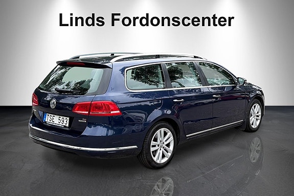 Volkswagen Passat 5 of 10
