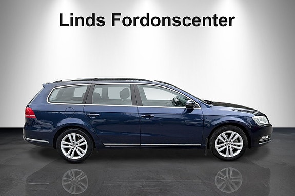 Volkswagen Passat 4 of 10
