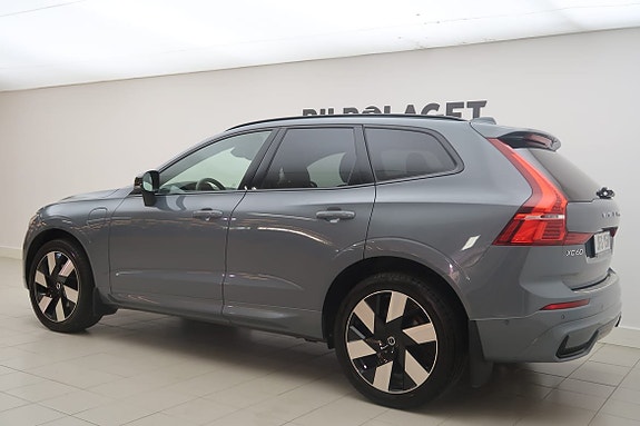 Volvo XC60 3 of 5