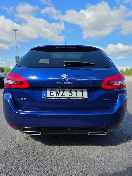 Peugeot 308 SW 5 of 5