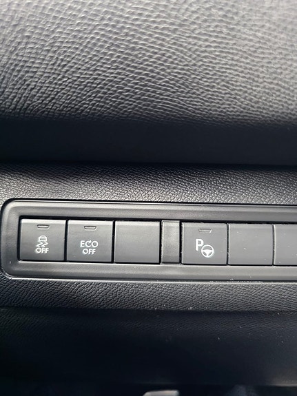 Peugeot 308 10 of 26