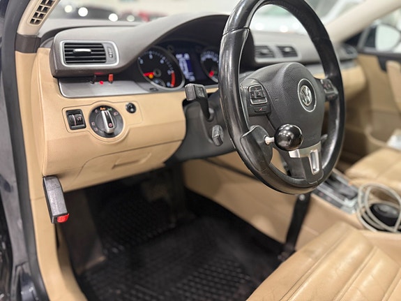 Volkswagen Passat 6 of 23