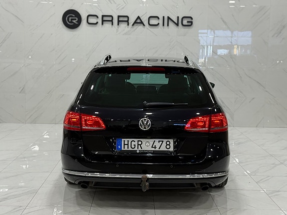 Volkswagen Passat 18 of 23