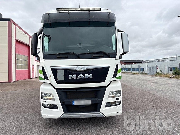 Skåpbil / Lastbil MAN TGX 26.560 6X2-4 LL 2 of 5