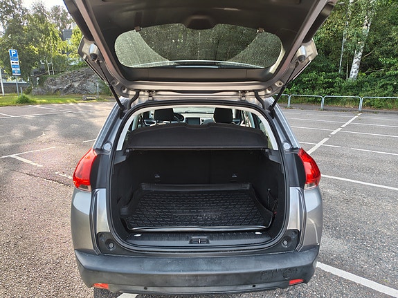 Peugeot 2008 8 of 9