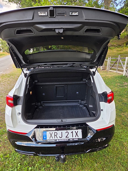 Opel Grandland X 8 of 9