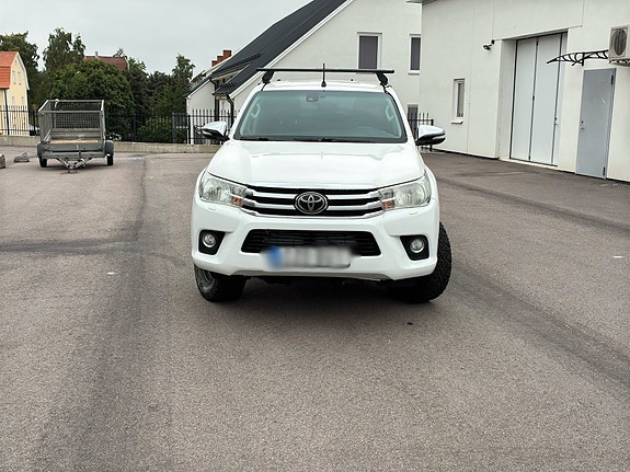 Pickup  TOYOTA 2 of 5