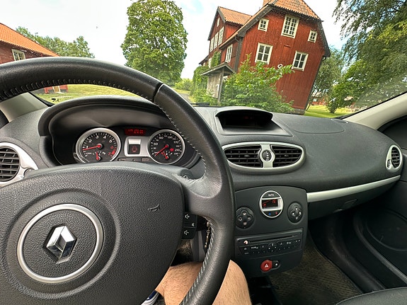Renault Clio 5 of 6