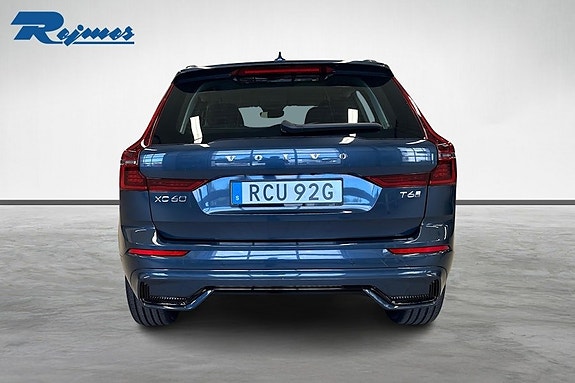 Volvo XC60 4 of 5