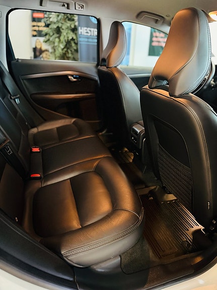 Volvo XC70 19 of 22