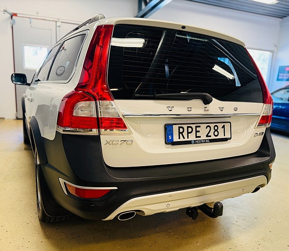 Volvo XC70 6 of 22
