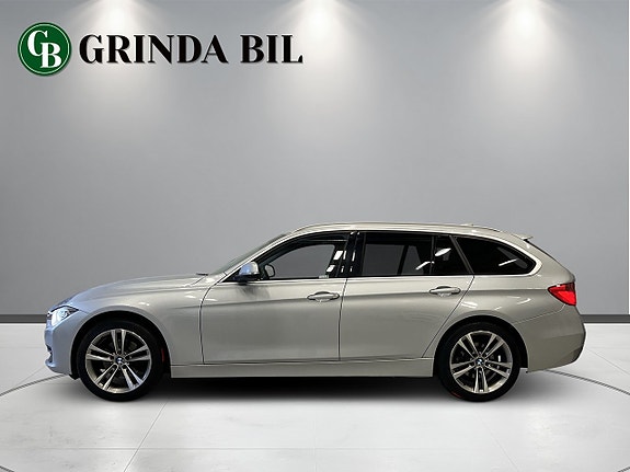 BMW 320d 2 of 5