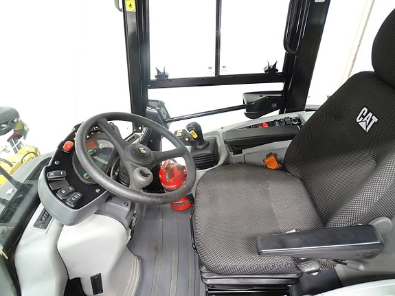 CAT 914 5 of 6