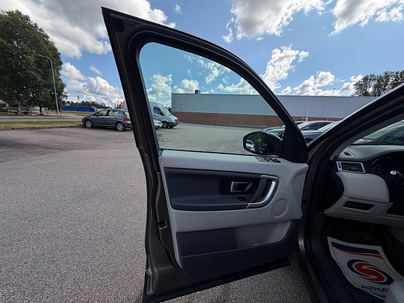 Land Rover Discovery Sport 11 of 29