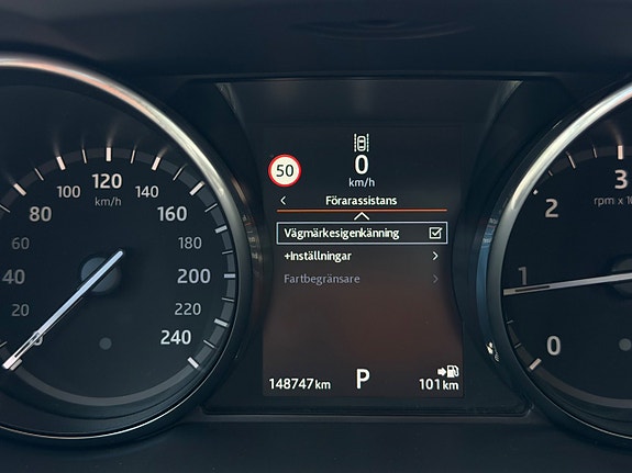 Land Rover Discovery Sport 24 of 29