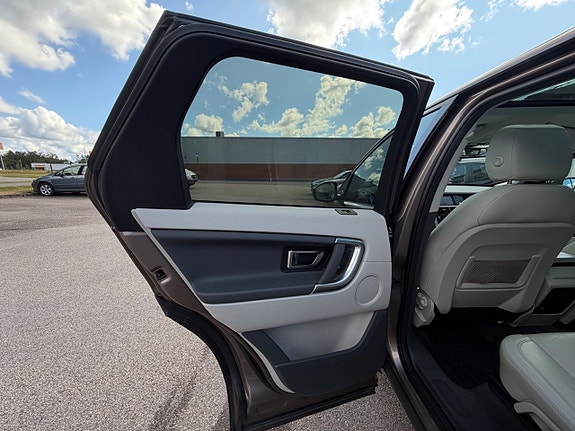 Land Rover Discovery Sport 13 of 29