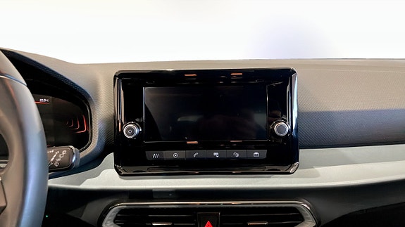 Seat Arona 9 of 12