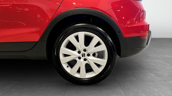 Seat Arona 6 of 12