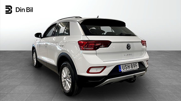 Volkswagen T-Roc 3 of 5