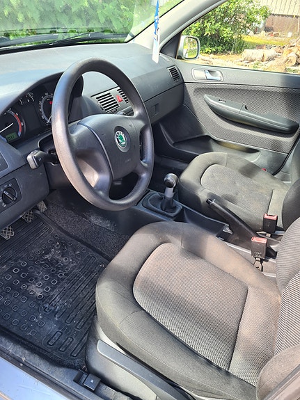 Skoda Fabia 4 of 5