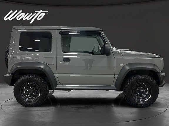 Suzuki Jimny 3 of 5