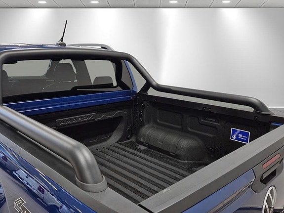 Volkswagen Amarok 19 of 21