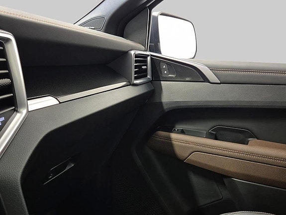 Volkswagen Amarok 15 of 21
