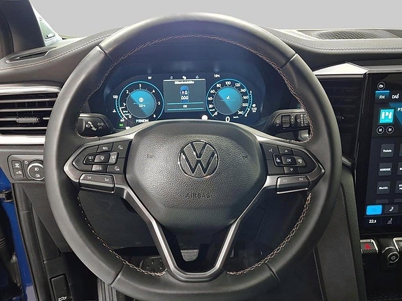 Volkswagen Amarok 10 of 21