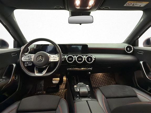 Mercedes-Benz A250 e 10 of 30