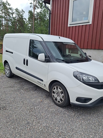 Fiat Doblo 2 of 5