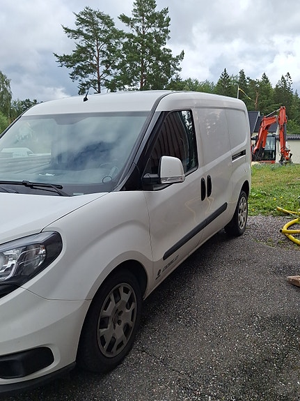 Fiat Doblo 3 of 5