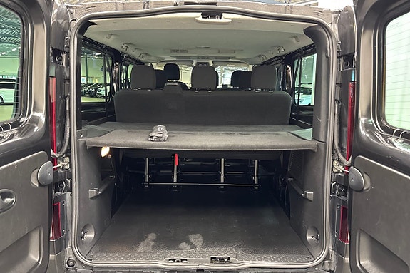 Renault Trafic 15 of 20